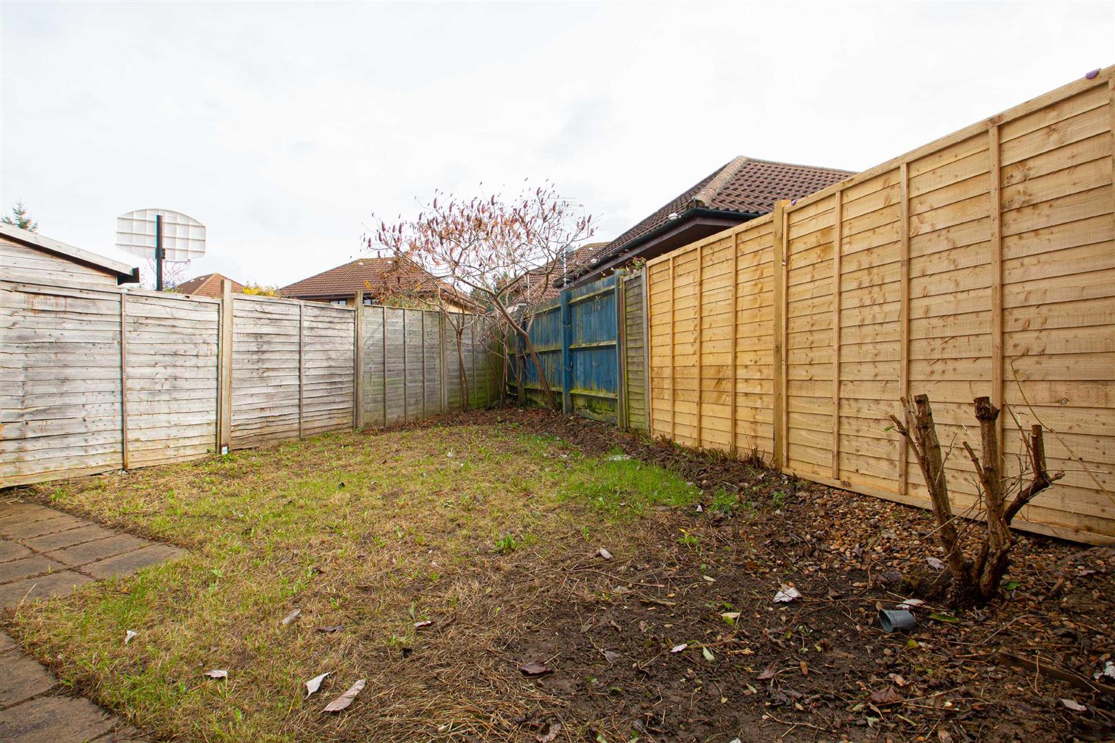 Pomander Crescent, Walnut Tree, Milton Keynes